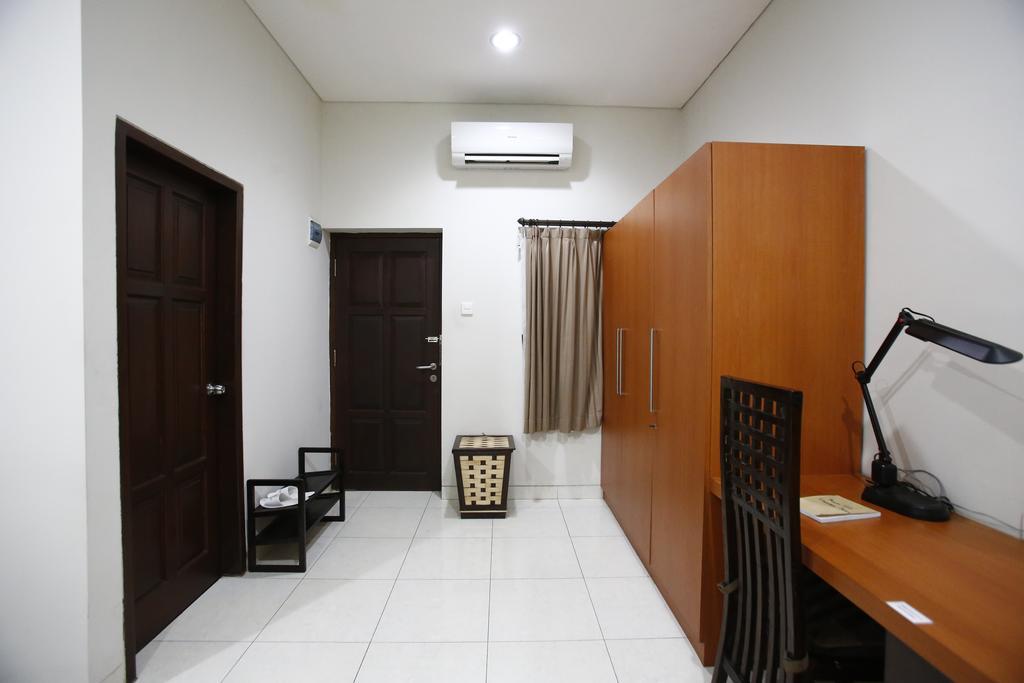 Reddoorz @ Menteng Dżakarta Zewnętrze zdjęcie