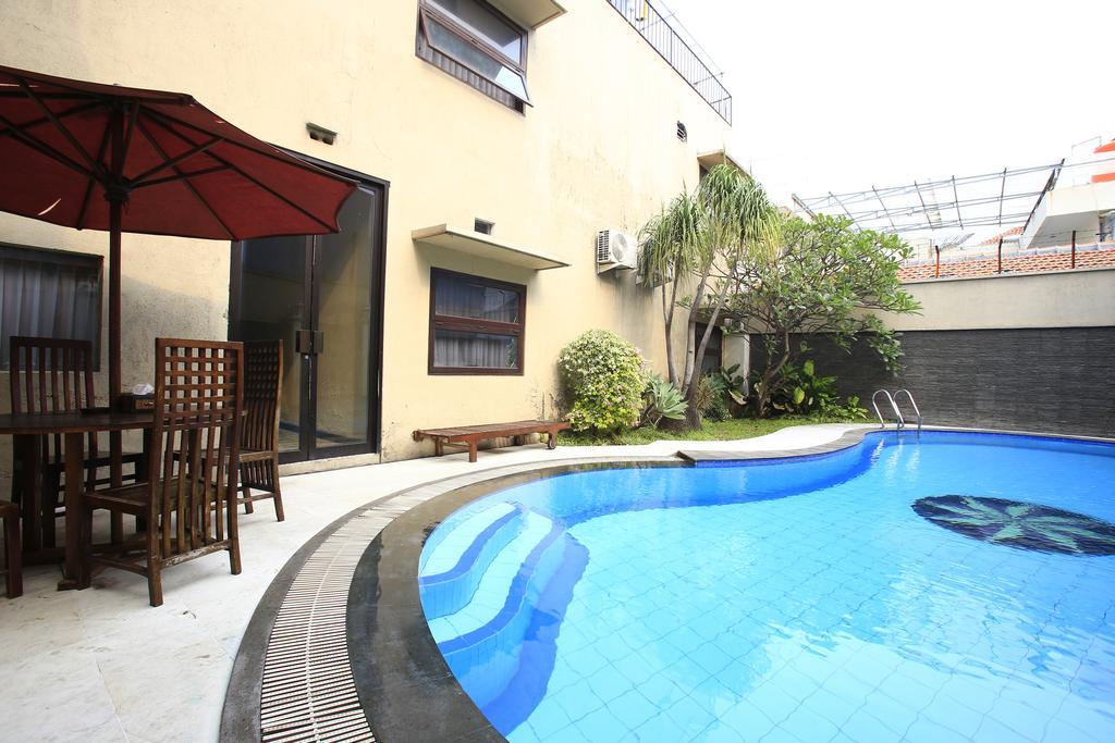 Reddoorz @ Menteng Dżakarta Zewnętrze zdjęcie