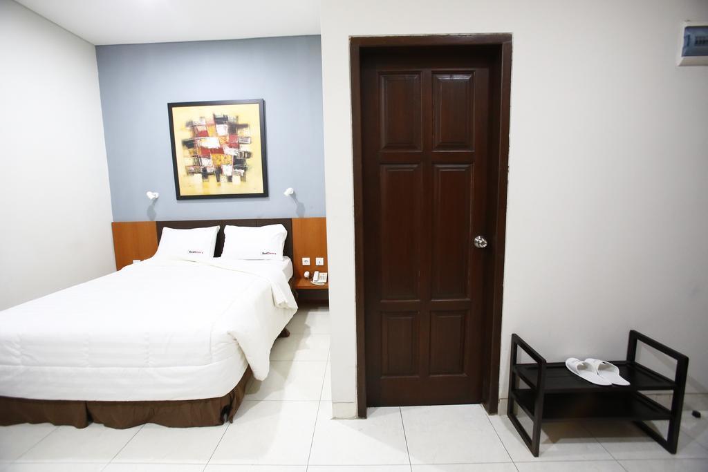 Reddoorz @ Menteng Dżakarta Zewnętrze zdjęcie